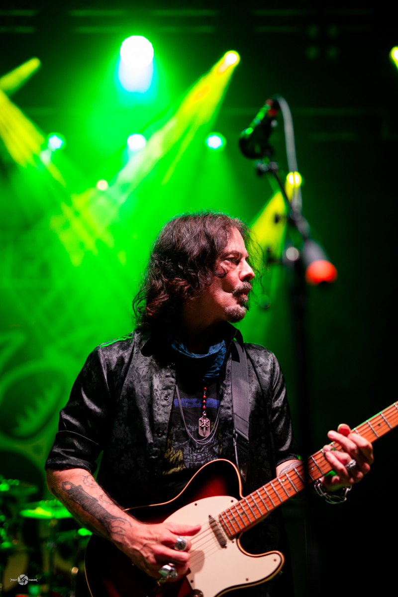 18_06_23-The-Winery-Dogs-Shepherds-Bush-Empire-10