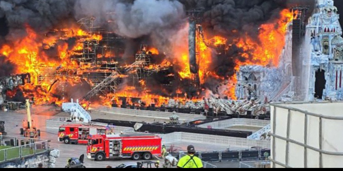 Tomorrowland main stage fire