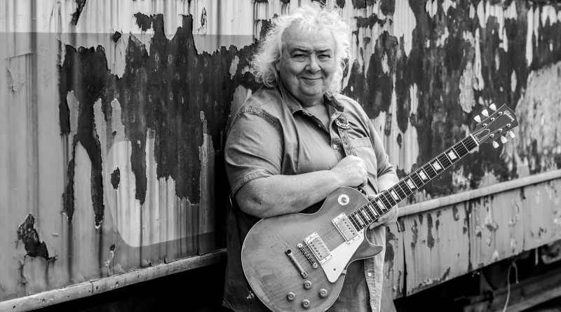 Blues Legend Bernie Marsden Releases a Video for The Making of The New album Chess.