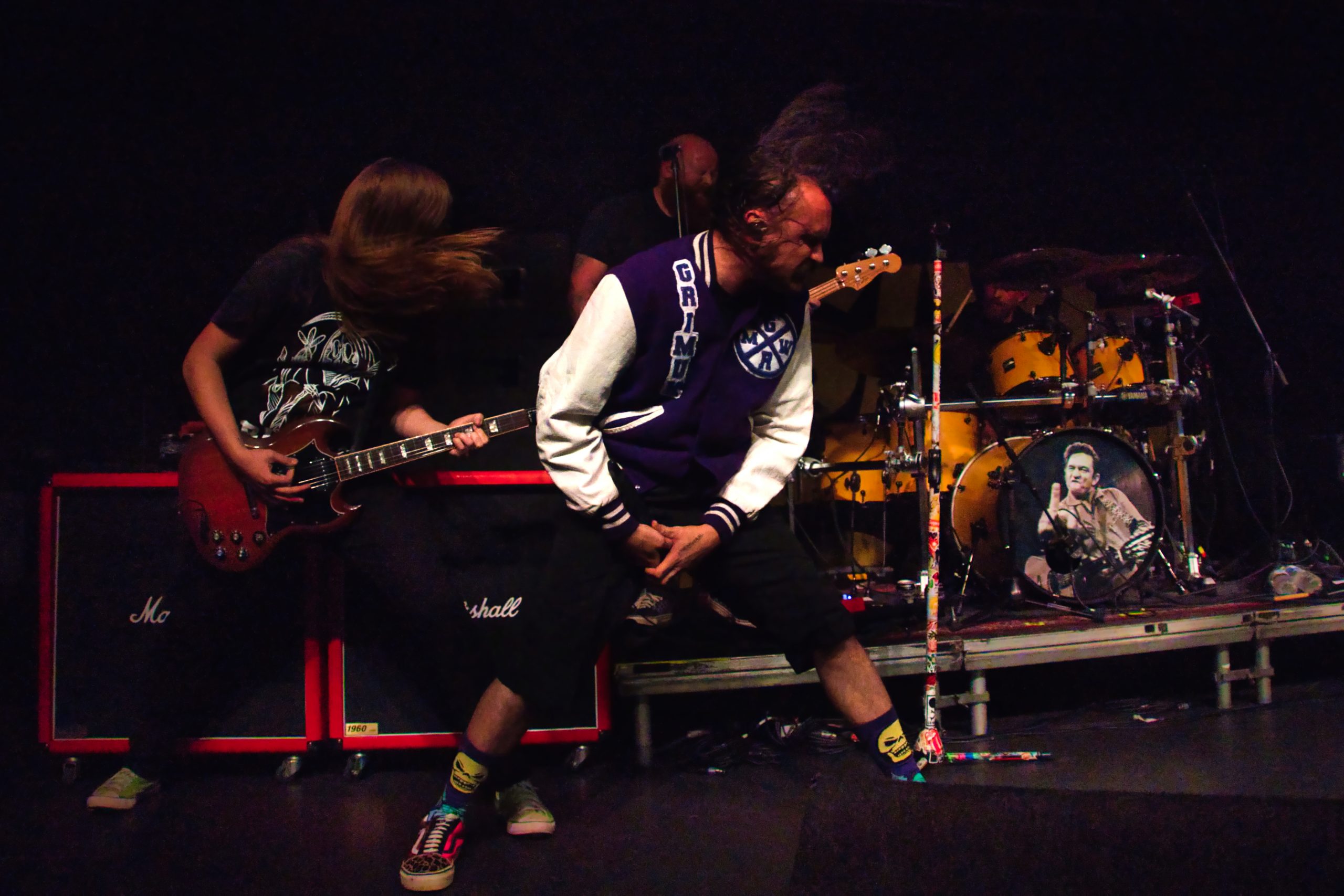 MASSIVE WAGONS announce UK tour for April 2023.