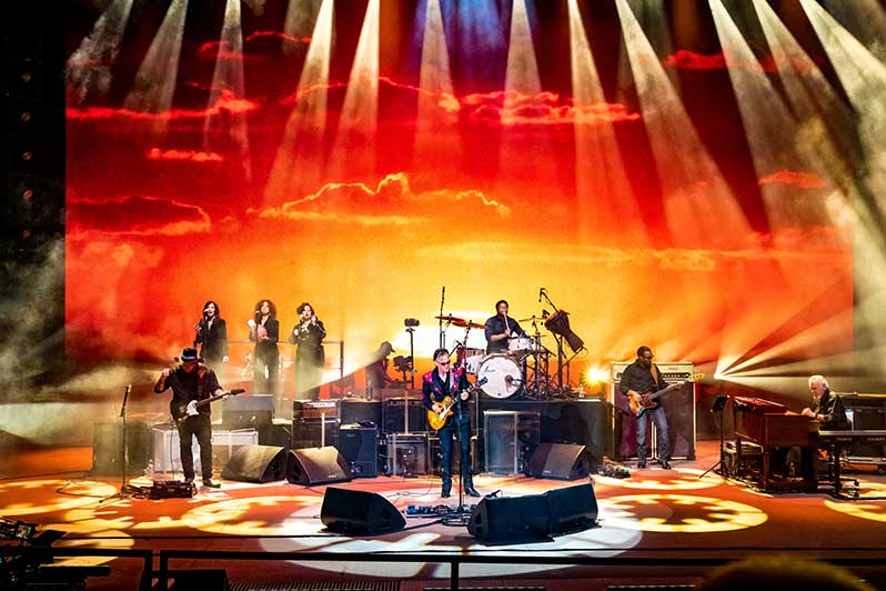 Joe Bonamassa releases Mind's Eye single from new live album "Tales of Time"