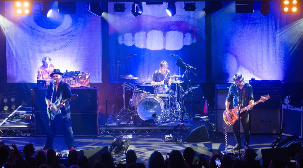 Supergrass live at Rock City