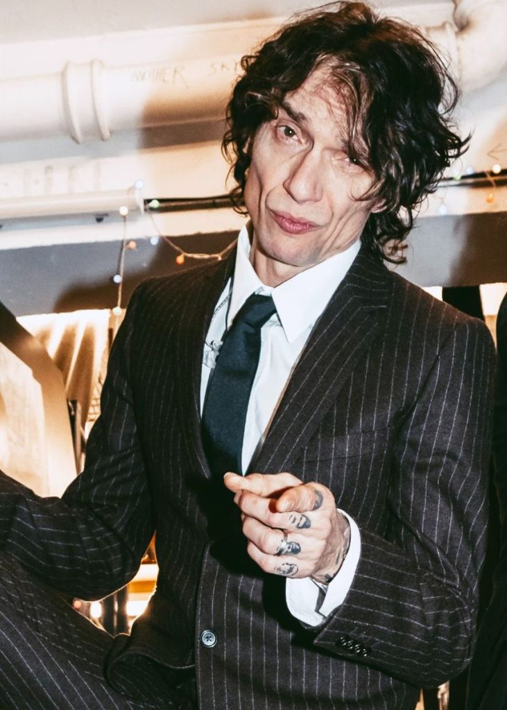 Justin Hawkins rides again again promo shot