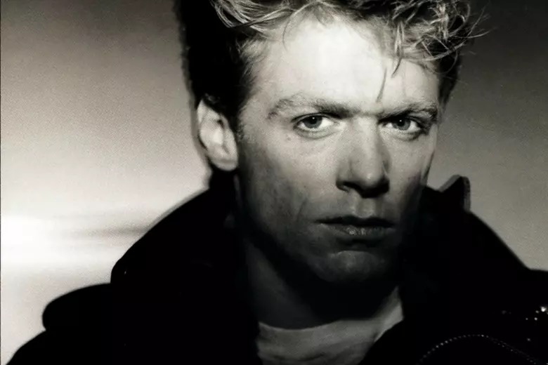 Bryan Adams Roll With the Punches Review
