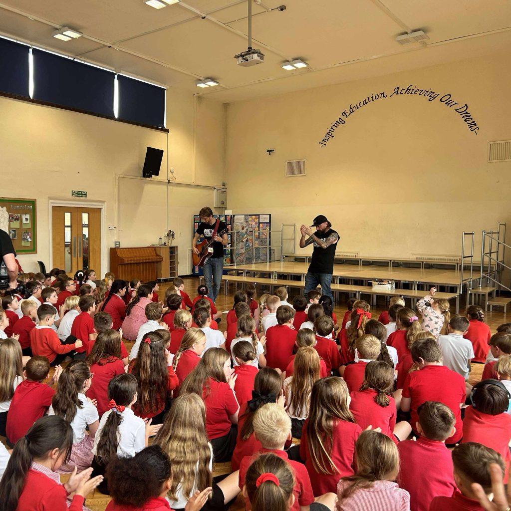 Gig News : MASSIVE WAGONS CHAMPION LOCAL TALENT HOMETOWN SHOWS