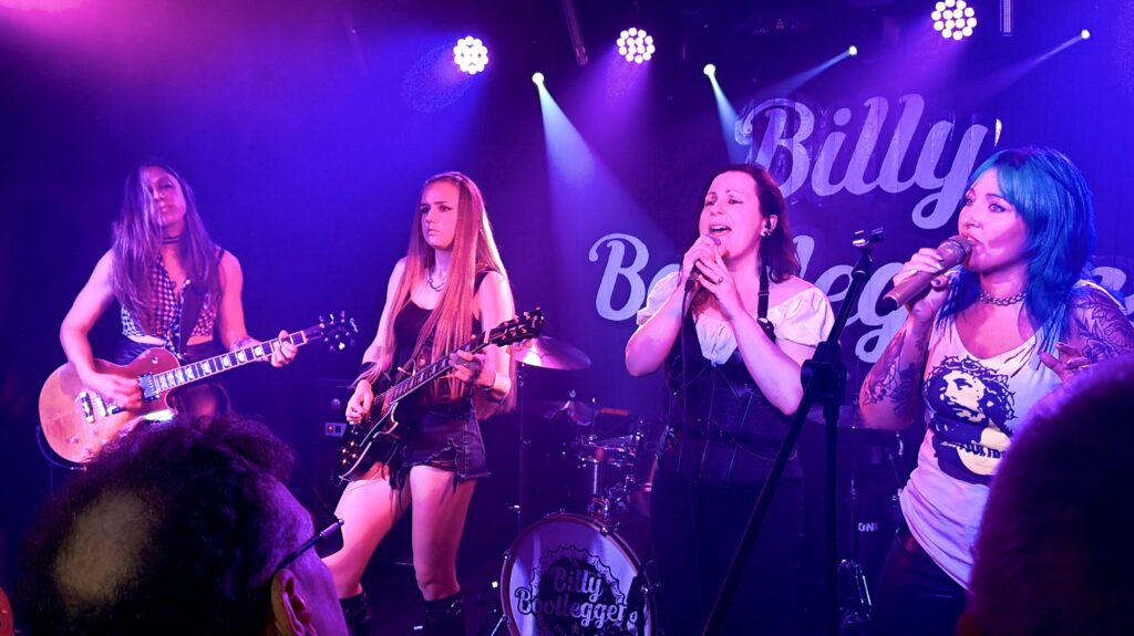 Bras N Roses Live