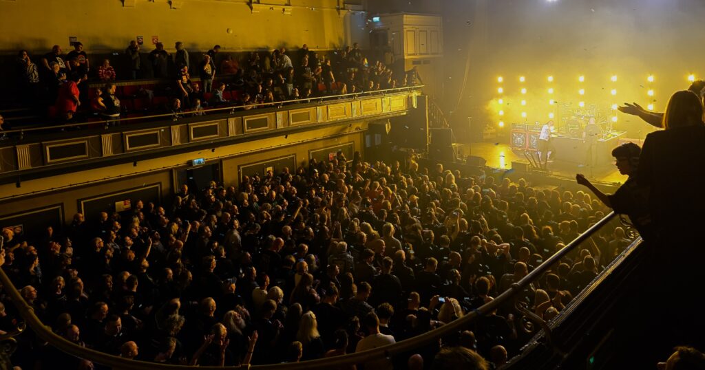 Massive Wagons Parr Hall Live Review