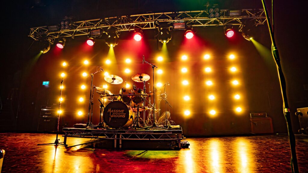 Massive Wagons Leicester O2 