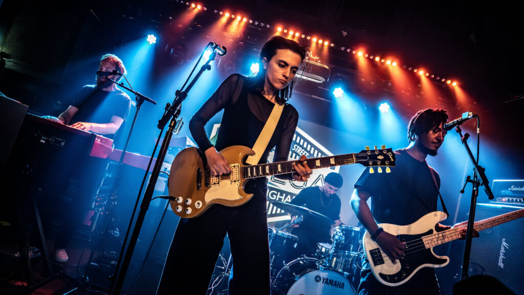 Laura Cox UK Tour