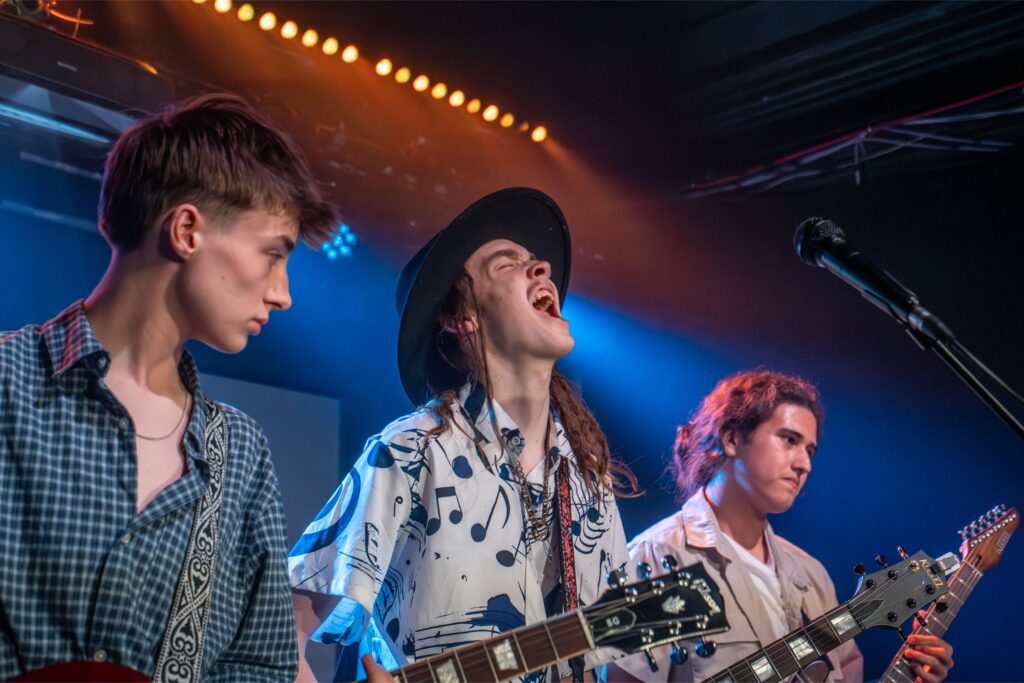 Taj Farrant UK tour